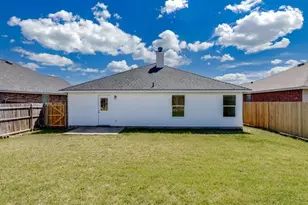 245 Silver Lake Trail, Fort Worth, TX 76140 - Photo 11