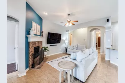 705 Lovebird Lane, Little Elm, TX 75068 - Photo 9
