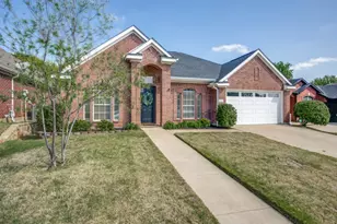 1707 Nightingale Ln, Corinth, TX 76210 - Photo 1