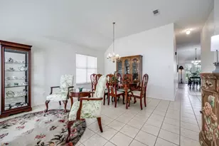 1707 Nightingale Ln, Corinth, TX 76210 - Photo 3