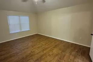 1001 Rock Springs Dr, Burleson, TX 76028 - Photo 13