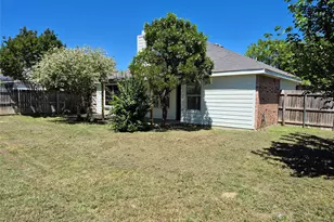 1001 Rock Springs Dr, Burleson, TX 76028 - Photo 21