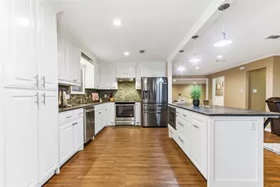 1825 N Highland Avenue, Sherman, TX 75092 - Photo 15