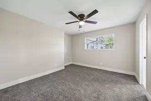 1702 Northcrest Dr, Arlington, TX 76012 - Photo 21