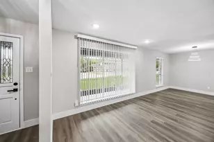 1702 Northcrest Dr, Arlington, TX 76012 - Photo 15