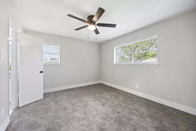 1702 Northcrest Drive, Arlington, TX 76012 - Photo 23