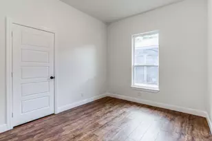 3423 S Harwood St, Dallas, TX 75215 - Photo 9