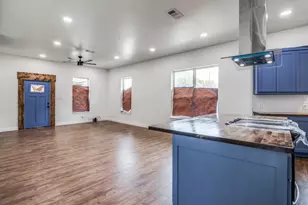 3423 S Harwood St, Dallas, TX 75215 - Photo 7