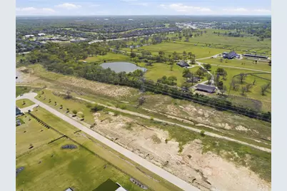 1318 Avalon Court, Bartonville, TX 76226 - Photo 13