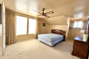 1102 N Edwards Ct, Irving, TX 75062 - Photo 25