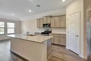 2110 Hummingbird St, Princeton, TX 75407 - Photo 9