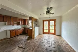 620 Sundown Rd, Caldwell, TX 77836 - Photo 7