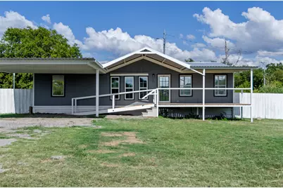 401 Barker Street, Bowie, TX 76230 - Photo 1