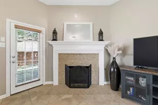 1211 Golf Club Dr, Lantana, TX 76226 - Photo 13