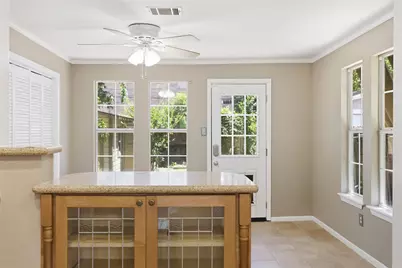 4607 Collinwood Avenue, Fort Worth, TX 76107 - Photo 17