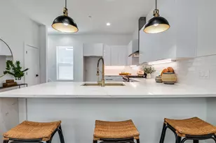 631 N Tyler St, Dallas, TX 75208 - Photo 17