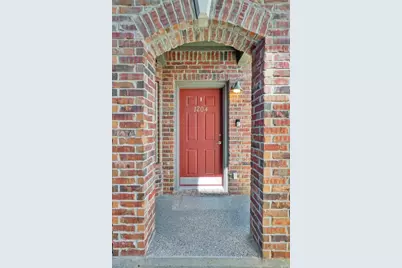 1701 S 12th Street #1204, Waco, TX 76706 - Photo 1