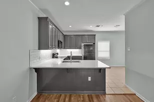 1701 S 12th St, Waco, TX 76706 - Photo 5