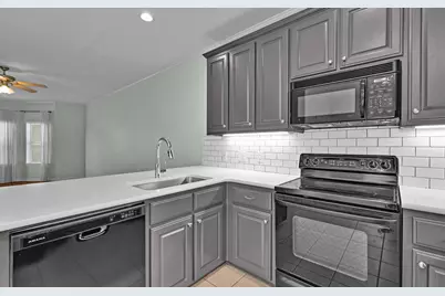 1701 S 12th Street #1204, Waco, TX 76706 - Photo 9