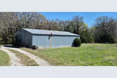 294 County Road 4683, Boyd, TX 76023 - Photo 5