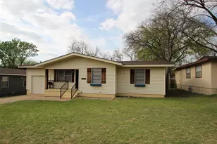 1921 Deborah Dr, Sherman, TX 75090 - Photo 5