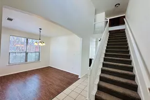 421 Sandy Creek Dr, Fort Worth, TX 76131 - Photo 3