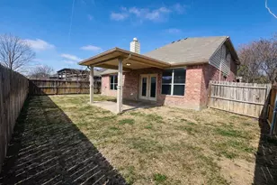 421 Sandy Creek Dr, Fort Worth, TX 76131 - Photo 37
