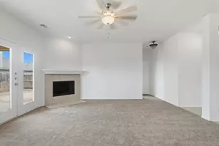 421 Sandy Creek Dr, Fort Worth, TX 76131 - Photo 11