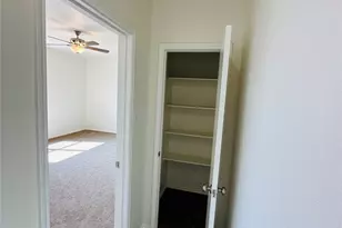 421 Sandy Creek Dr, Fort Worth, TX 76131 - Photo 17