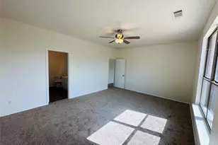 421 Sandy Creek Dr, Fort Worth, TX 76131 - Photo 19