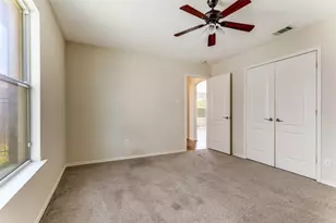 725 Redwing Dr, Saginaw, TX 76131 - Photo 19