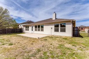 725 Redwing Dr, Saginaw, TX 76131 - Photo 25