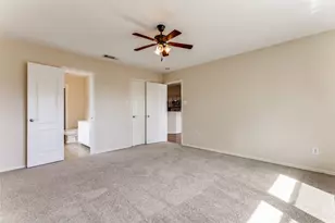 725 Redwing Dr, Saginaw, TX 76131 - Photo 13