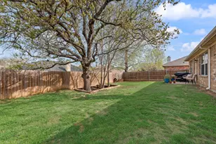2010 Sword Fish Dr, Mansfield, TX 76063 - Photo 21
