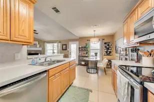 2010 Sword Fish Dr, Mansfield, TX 76063 - Photo 9