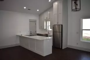 1216 W Nelson St, Denison, TX 75020 - Photo 7