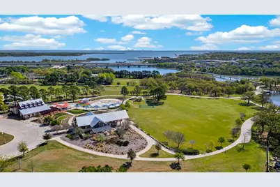 301 Raintree Drive, Highland Village, TX 75077 - Photo 13