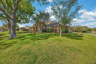 301 Raintree Dr, Highland Village, TX 75077 - Photo 1