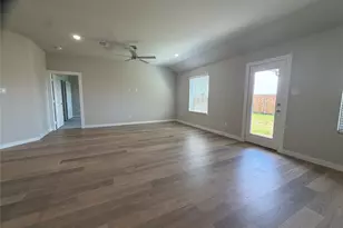 517 River Rdg Dr, Princeton, TX 75071 - Photo 5