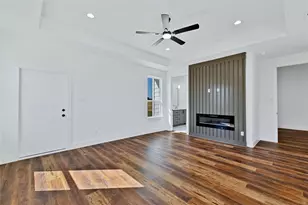 1126 Gannon Ln, DeSoto, TX 75115 - Photo 15