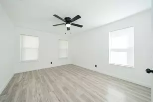 1802 Las Cruces Ln, Dallas, TX 75217 - Photo 21