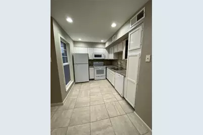 9805 Walnut Street #112, Dallas, TX 75243 - Photo 3