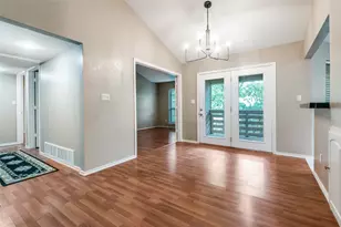 4502 Forestgate Dr, Arlington, TX 76017 - Photo 15