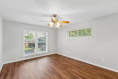 7021 Kingsbury Drive, Dallas, TX 75231 - Photo 11