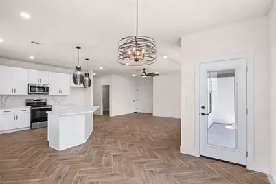 2418 Beverly Drive, Granbury, TX 76048 - Photo 11