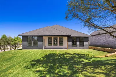 2418 Beverly Drive, Granbury, TX 76048 - Photo 31