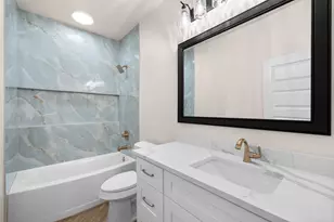 2418 Beverly Dr, Granbury, TX 76048 - Photo 27