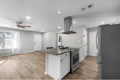 3940 Ryan Avenue, Fort Worth, TX 76110 - Photo 9