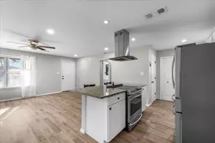 3940 Ryan Ave, Fort Worth, TX 76110 - Photo 9