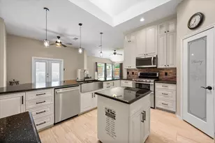 1202 Angel Fire Ln, Arlington, TX 76001 - Photo 3